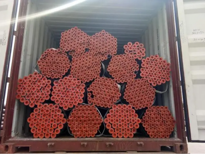 304 201 গোলাকার স্টেইনলেস স্টীল পাইপ 3