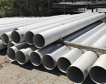 Tensile Round Carbon Steel Pipes SCH 10 To SCH XXS Black Painted For Strong Structures