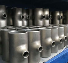 Factory Price Reducing  Tee Pipe Fittings  2205 Tee 2